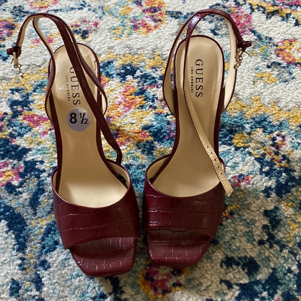 Guess maroon high heels 8.5
